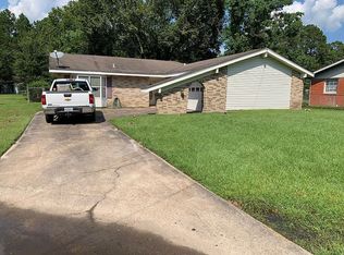 1206 West St, Leesville, LA 71446
