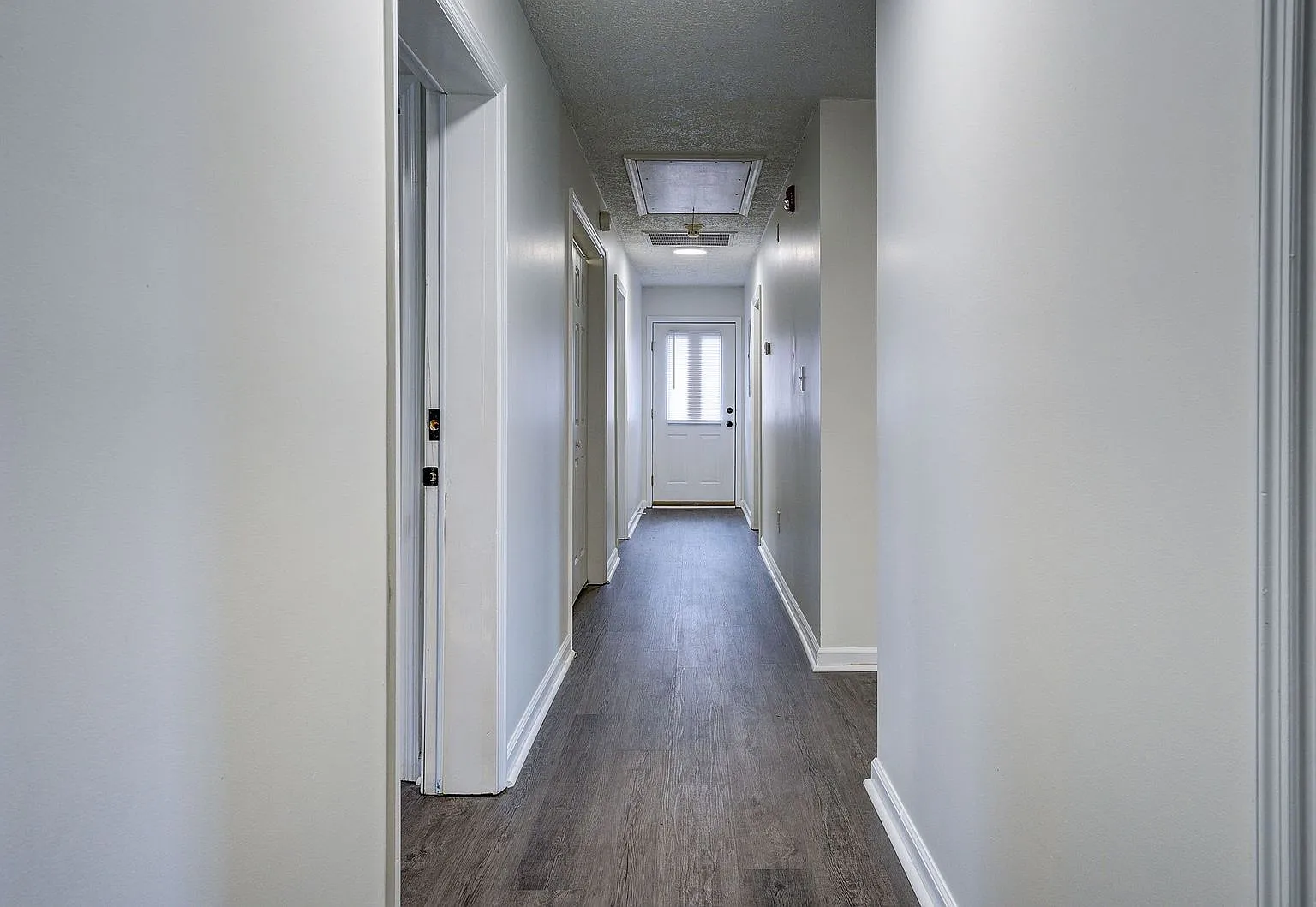 College Heights - 202 — Photo 2