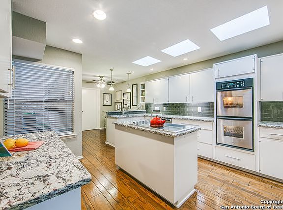 4th image of 11422 Whisper Green St