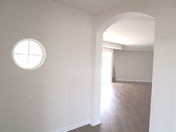 4th image of 2609 Verdi St