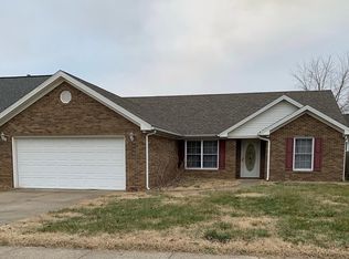 2221 Emerald Ct, Owensboro, KY 42303