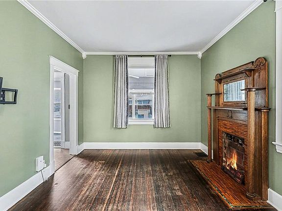 5th image of 4304 Holmes St