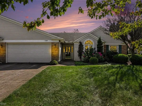 2300 Westwind Dr, Sandusky, OH 44870