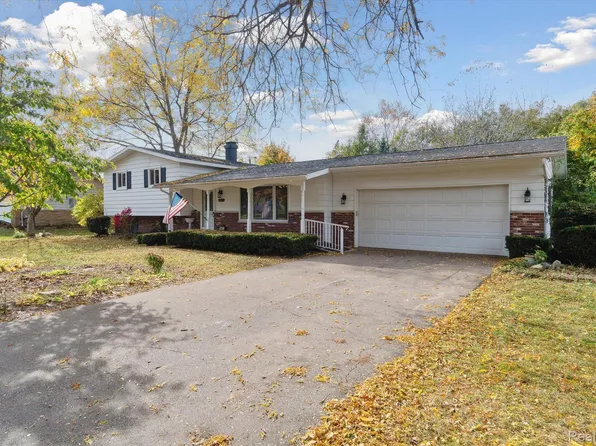 11427 Runnells Dr, Clio, MI 48420