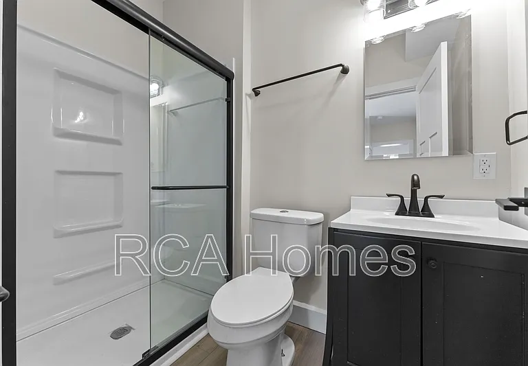 2903 E Michigan St — Photo 10