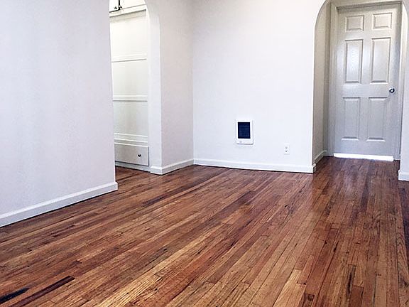 3rd image of 529 Glenrock Ave #531