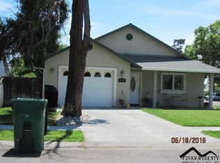 819 Chestnut St, Corning, CA 96021