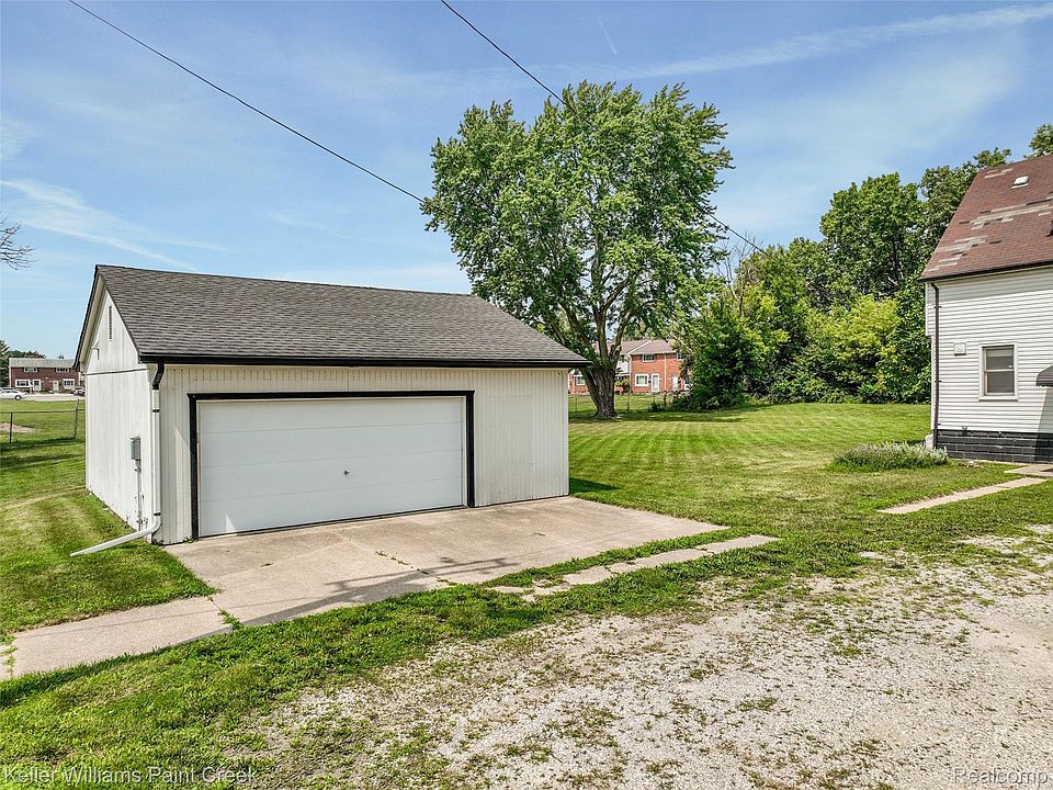 23880 Shook Rd, photo 15