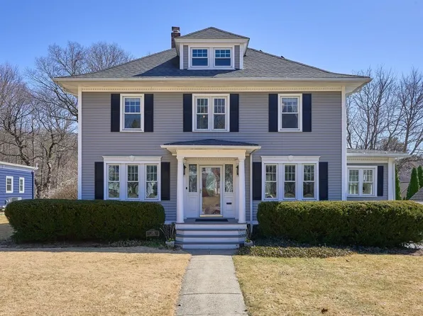 376 May St, Worcester, MA 01602