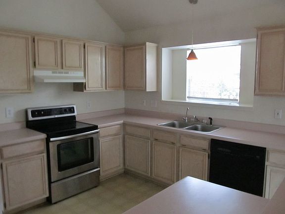 3rd image of 5008 Chad Dr