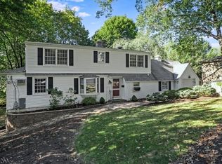 380 E Shore Trl, Sparta, NJ 07871