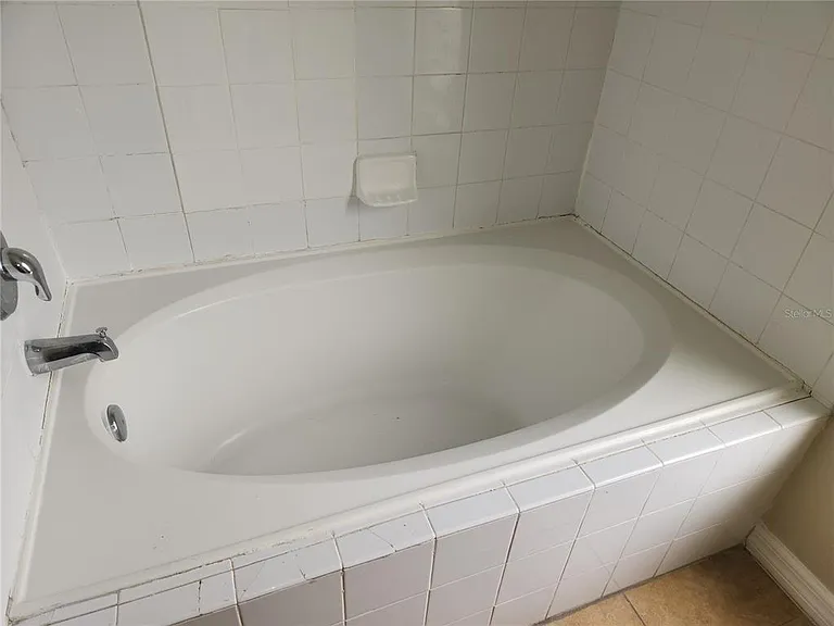 1405 Teal Ct — Photo 19
