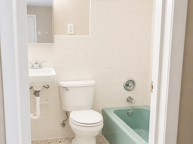 Lake Ripley Apartments — Photo 3