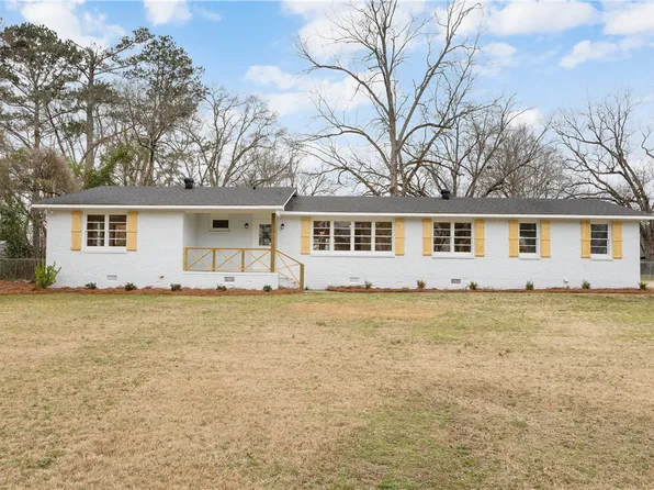 60 Bush Rd, Smiths Station, AL 36877