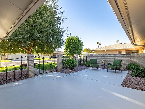 3rd image of 10210 W Prairie Hills Cir