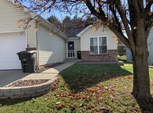 112 E Hunters Rdg, Valmeyer, IL 62295