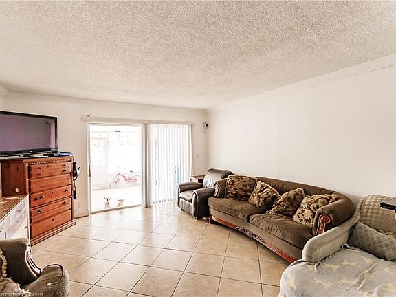 2nd image of 4128 SW 61st Ave