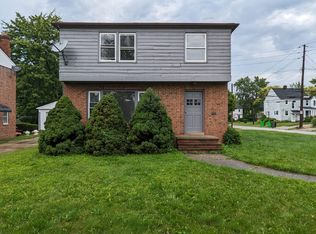 3851 Eastway Rd, South Euclid, OH 44118