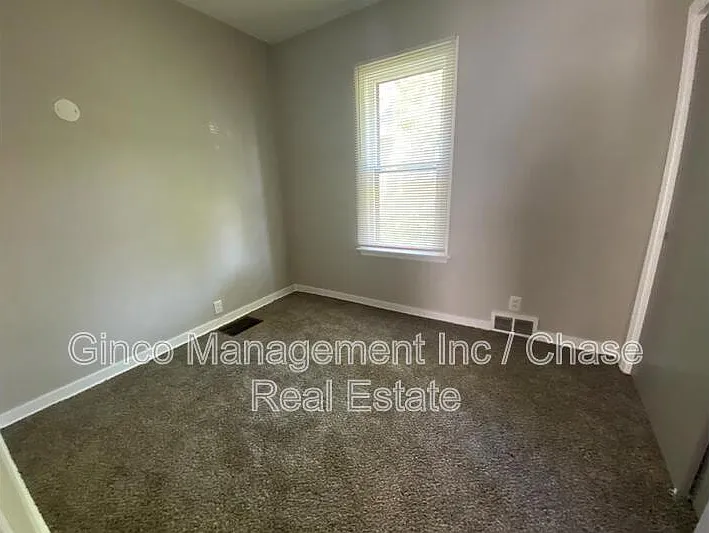616 Vine St — Photo 9
