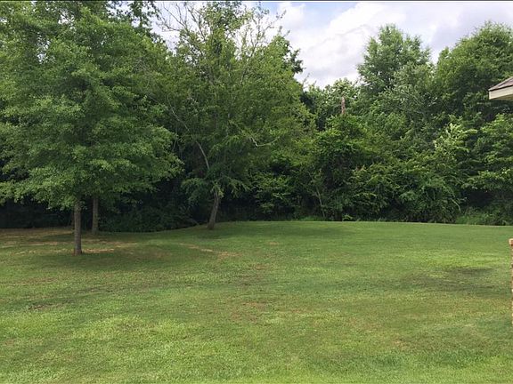 3rd image of 6720 Cypress Dr