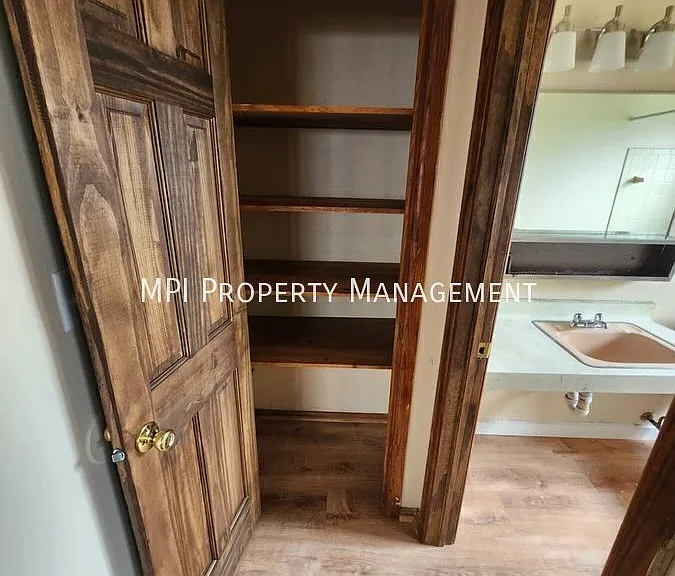 8665 W Fond Du Lac Ave #2 — Photo 8