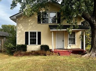 103 N 4th St, Noble, OK 73068