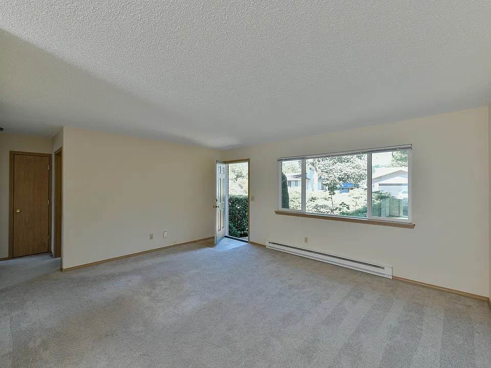 Living Room and Entry
