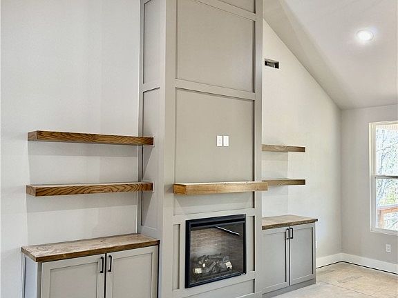 5th image of 8 Marionet Cir