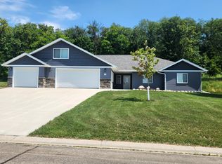 1469 Michigan Ave, Detroit Lakes, MN 56501