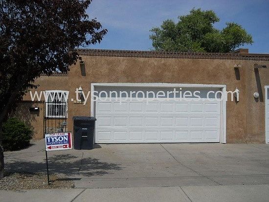 Front of house/garage