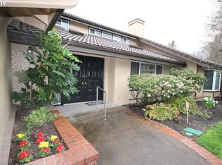 14400 NW Oak Hills Dr, Beaverton, OR