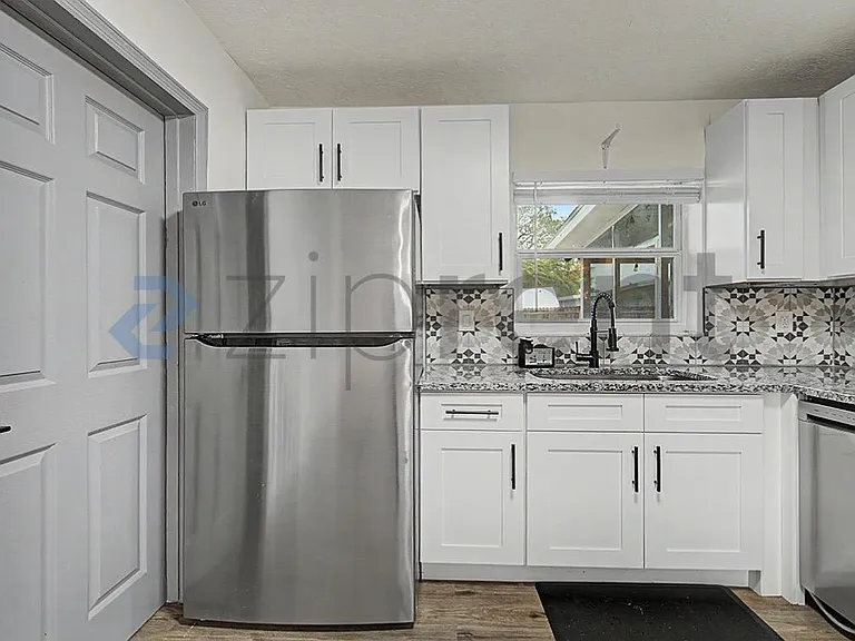 Kitchen 3