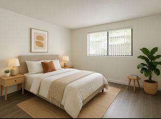 1000 NW 27th St APT 3, Miami, FL 33127