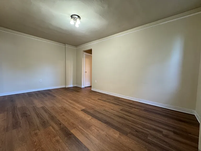 84-107 Howe St #107A — Photo 3