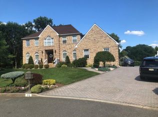 26 Jonathan Ct, Red Bank, NJ 07701