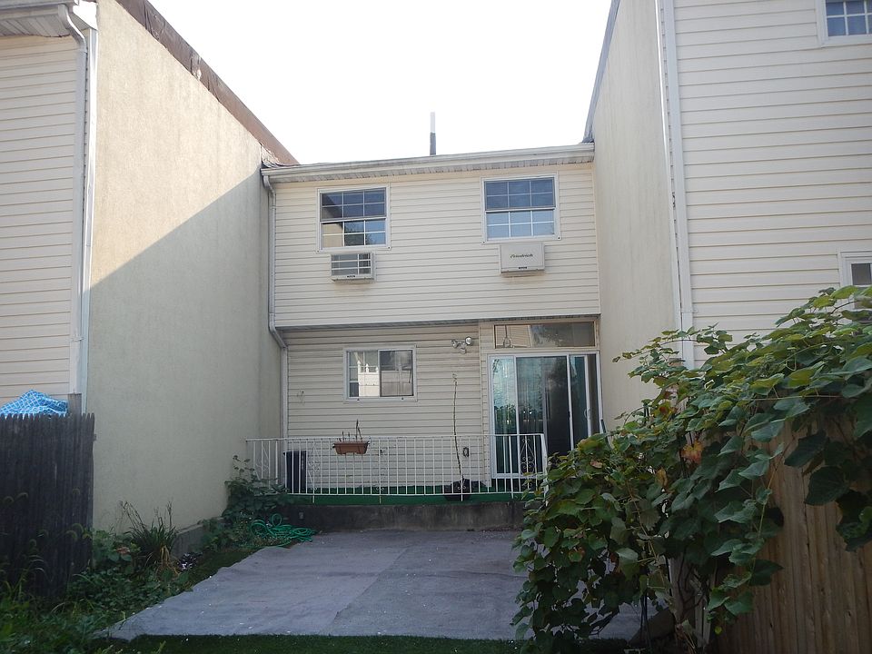 1st image of 6012 172nd St