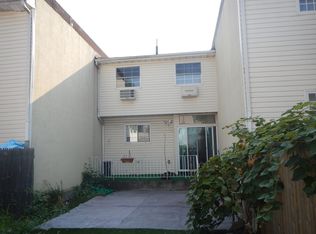 6012 172nd St, Fresh Meadows, NY 11365