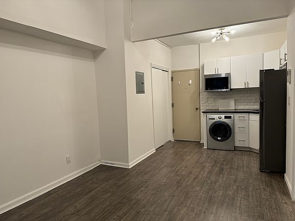 5th image of 230 E 58th St APT 1B