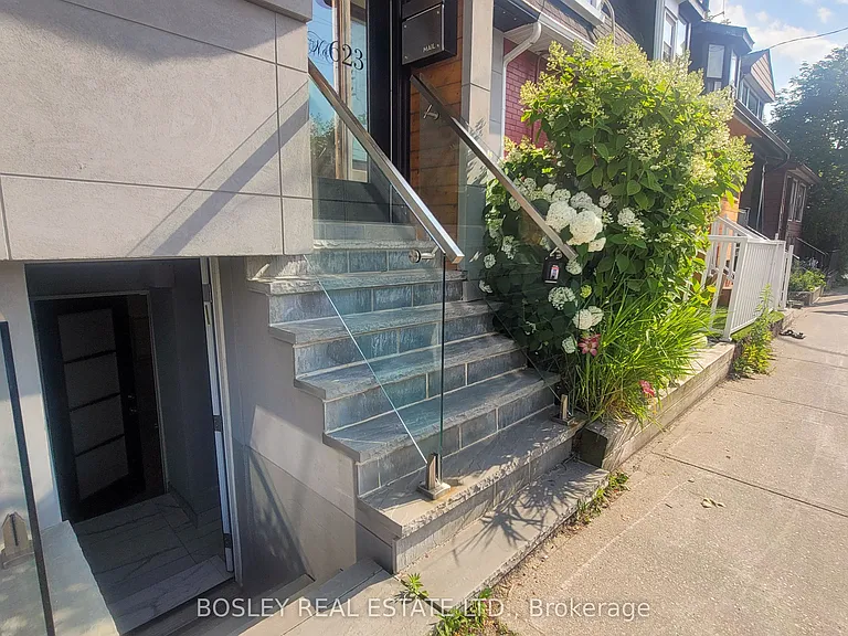 623 Dupont St #LOWER LEVEL — Photo 3