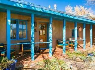 126 La Loma Plz, Taos, NM 87571