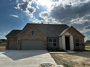 177 Spanish Moss Trl, Rhome, TX 76078
