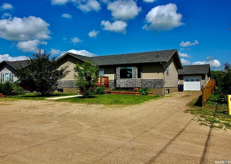 1st image of 300 7th STREET