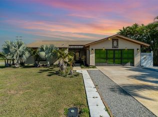4003 SE 1st Ct, Cape Coral, FL 33904