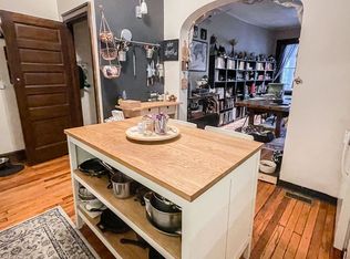 4244 Spruce St APT 1, Philadelphia, PA
