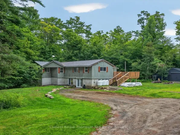 1018 Ashley Ln, Bracebridge, ON P1L 1X1