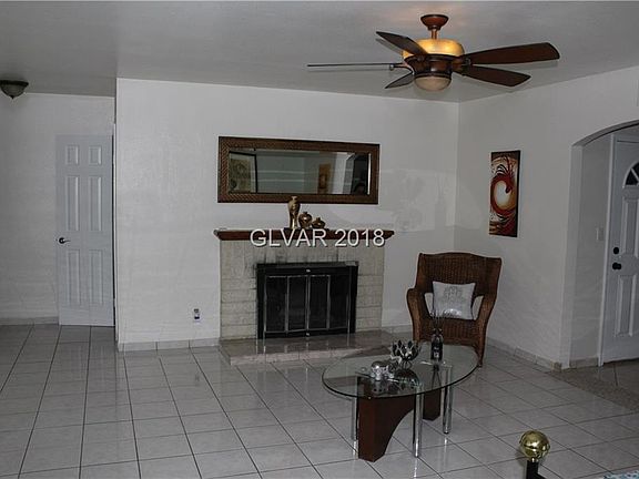 4th image of 5447 Elaina Cir