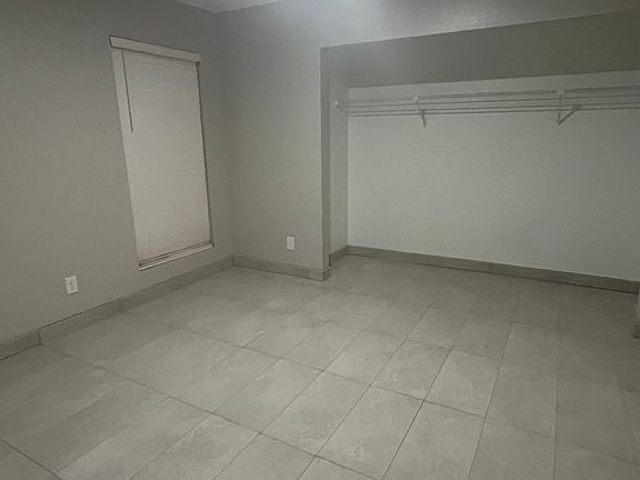 3rd image of 3770 Shirebrook Dr APT 82
