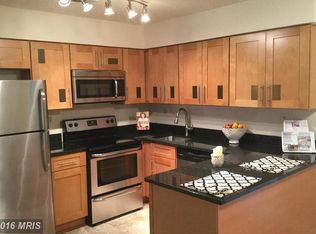 12128 Captiva Ct, Reston, VA 20191