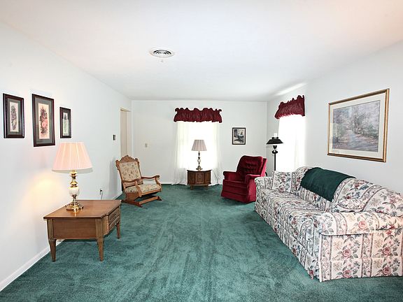 4th image of 319 Georgia Ave