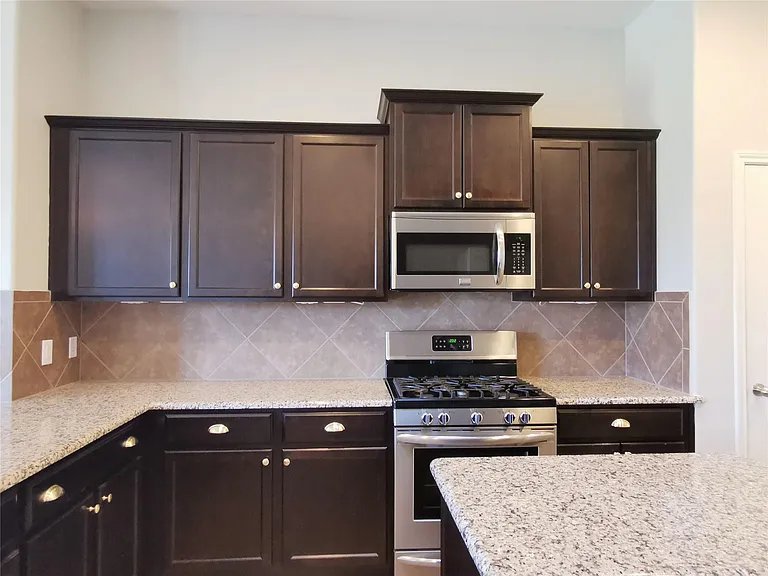 23226 Verona View Ln — Photo 10